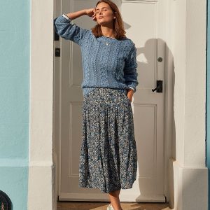 WSI007_PALEBLU Crew Sienna Skirt