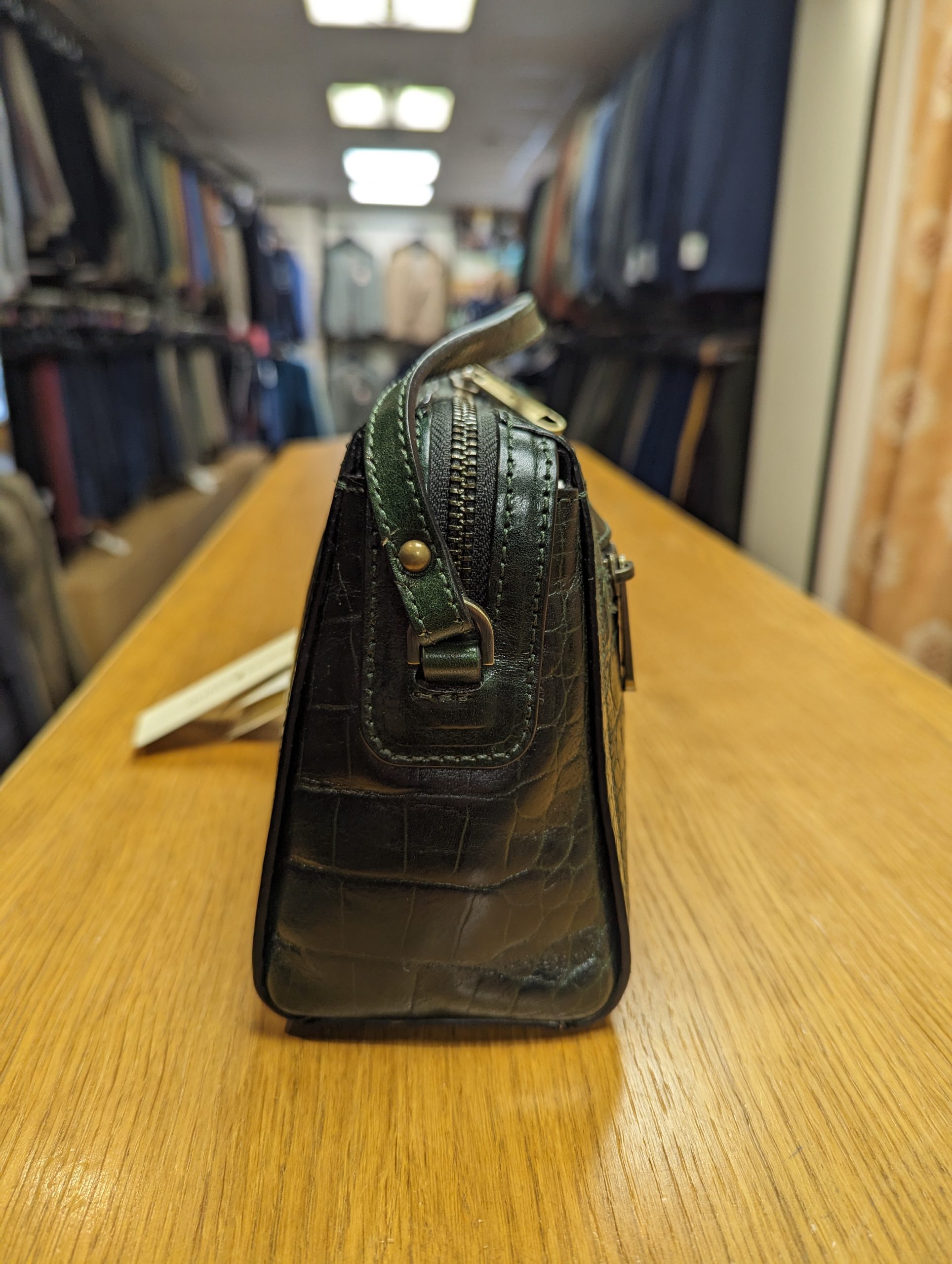 Gianni Conti Green Leather Croc Skin Effect Bag 9493312 Gianni Conti Green Leather Croc Skin Effect Bag 9493312