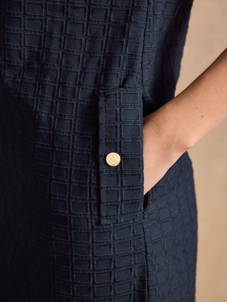 Joules Elizabeth Navy Short Sleeve Jacquard Dress – W70-254 Joules Elizabeth Navy Short Sleeve Jacquard Dress - W70-254